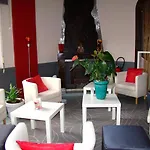 Logis Restaurant Le Castel Fleuri Saint-Jean-en-Royans
