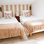 Logis Restaurant Le Castel Fleuri 2* Saint-Jean-en-Royans