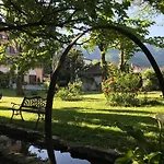Otel Logis Restaurant Le Castel Fleuri 2*