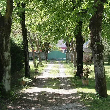 Logis Restaurant Le Castel Fleuri Hotel