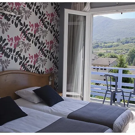 Le Castel Fleuri Hotel 2*