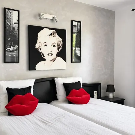 Hotel Le Castel Fleuri 2*