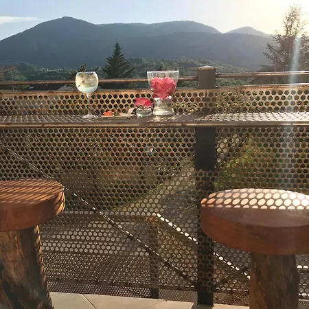 Le Castel Fleuri Hotel Saint-Jean-en-Royans