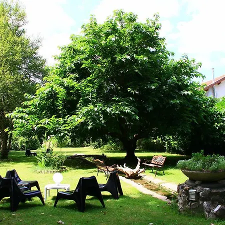 Logis Restaurant Le Castel Fleuri 호텔
