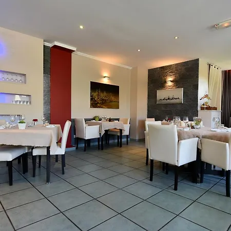 Hotel Le Castel Fleuri