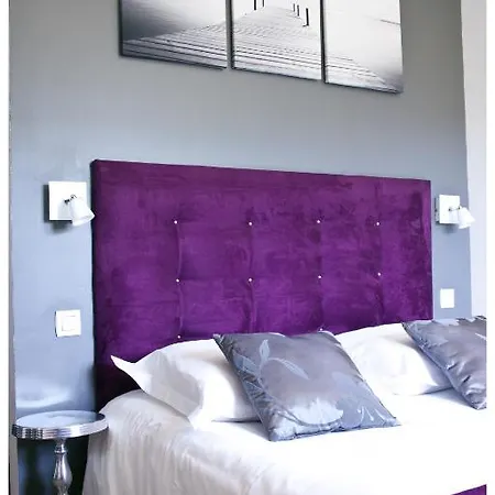 Le Castel Fleuri Hotel 2*